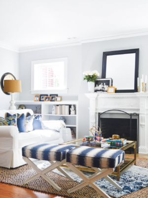 Create a family friendly living room that is still stylish yet kid friendly, head over to A blissful Nest for all the tips #interiors #livingrooms #kidspaces