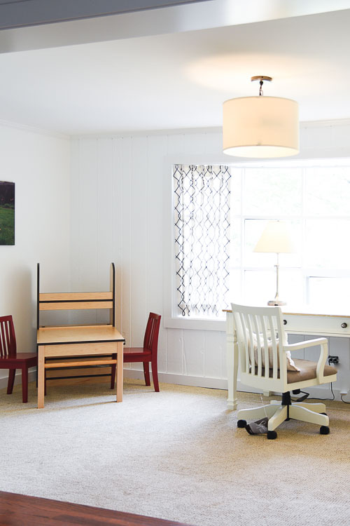 Having a space for kids to be creative, but at the same time, a room that a parent can work in is crucial, on the blog I show you how I transformed my clients sunroom into a multi-use space for kids and adults #kidsroom #sunroom #homeoffice #interiordesignblogger more at www.homewithkeki.com