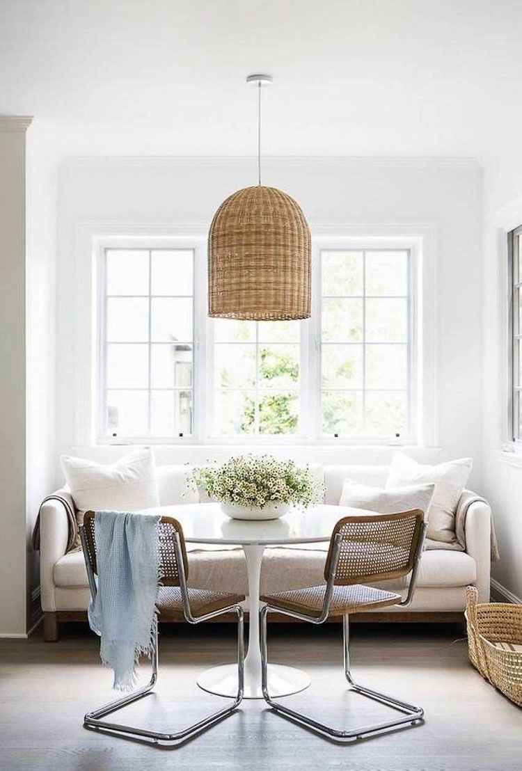 Sharing my top white paint colors for home staging in 2018, also great colors if you aren't staging cause white is the new gray. for more visit www.homewithkeki.com #whitepaint #paint #homestaging