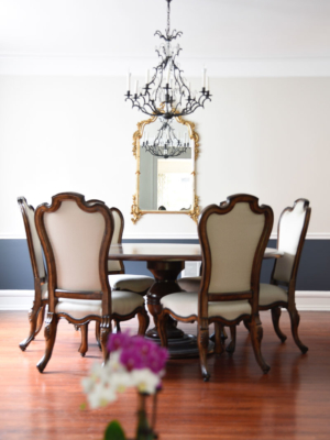 Dining Room decor, using Hale Navy Benjamin moore and pale Oak for more visit www.homewithkeki.com #diningroom #benjaminmoore