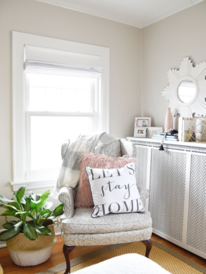 Easy tips to create a cozy reading nook in your bedroom with a few items from @kirklands, find out what I used and how you can do the same at www.homewithkeki.com #ad #readingnook #cozyroom