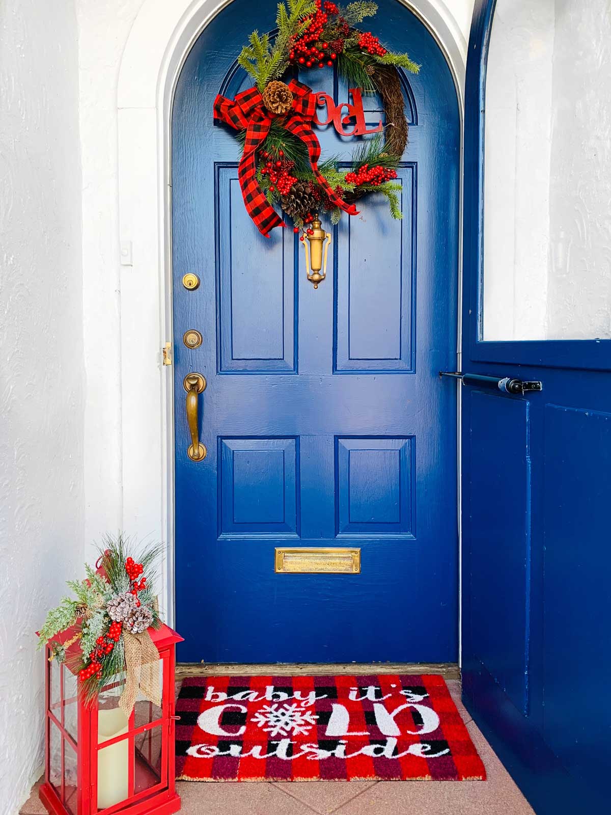 holiday front door #holidaydecorations #christmast decor 