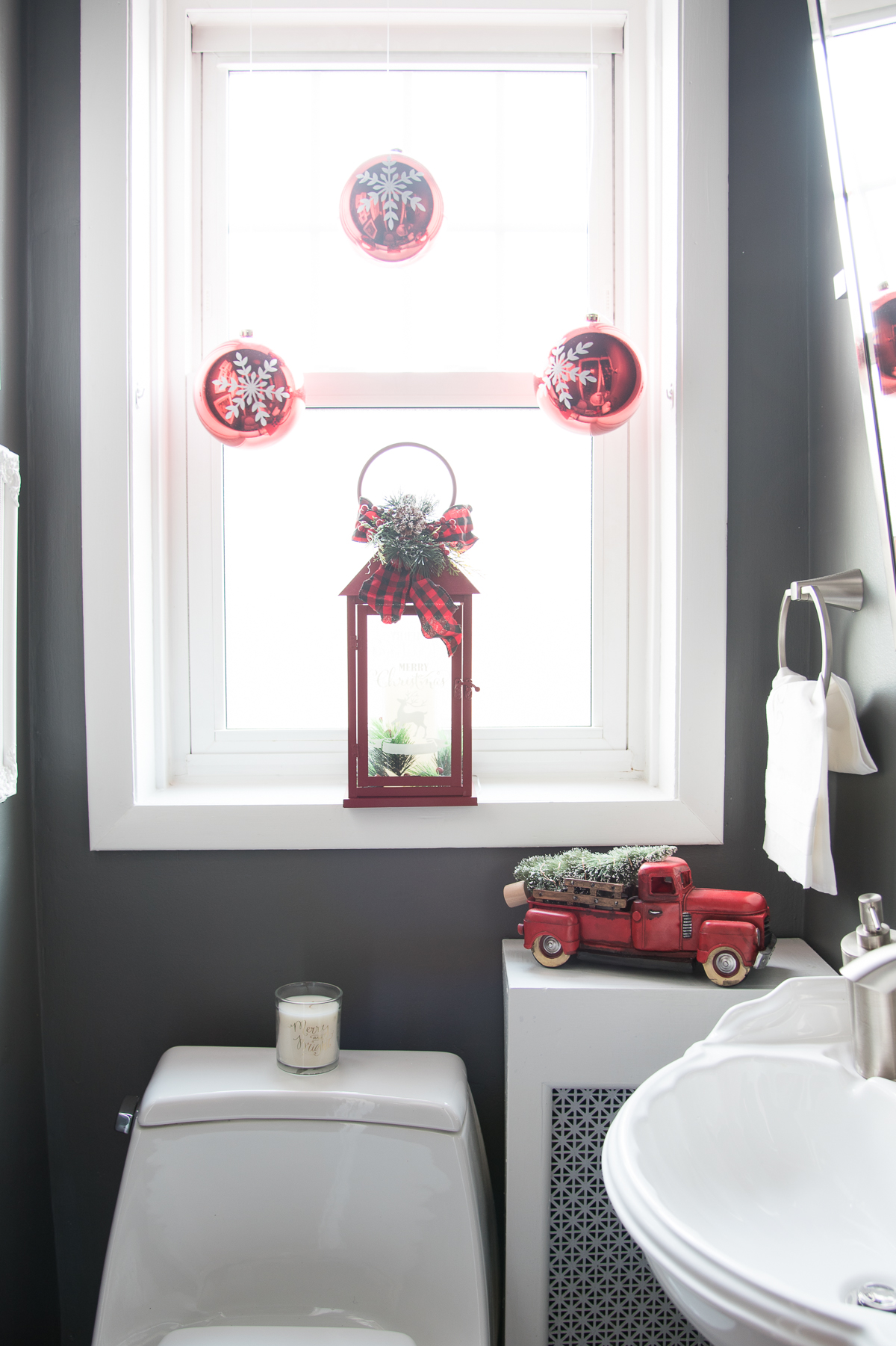 Powder Room Updates - Holiday Decorating - Home with Keki