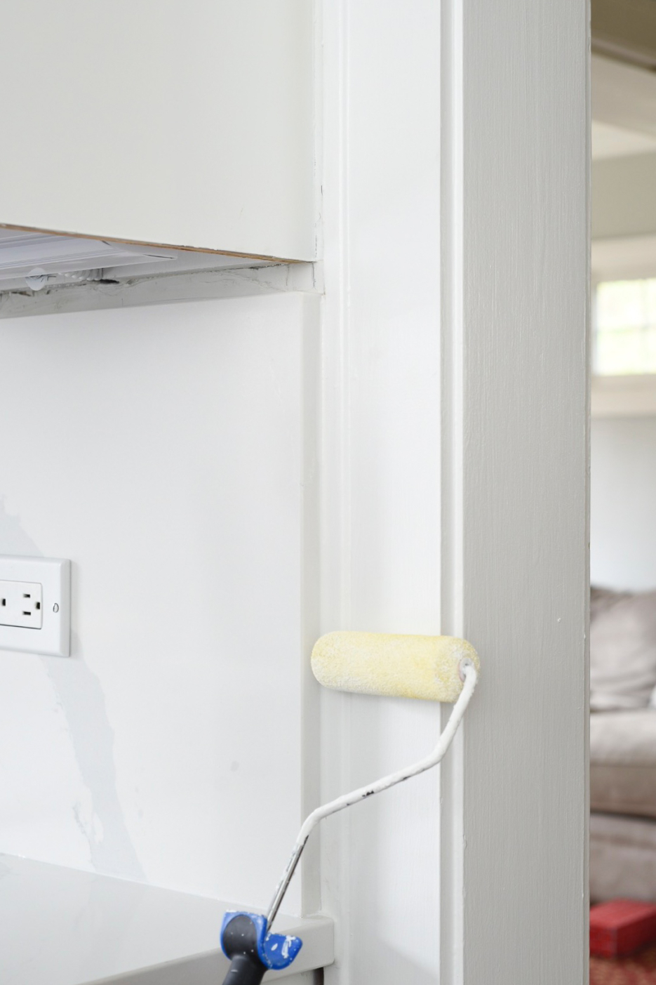 quartz kitchen white kitchen open shelves #design #kitchendesign