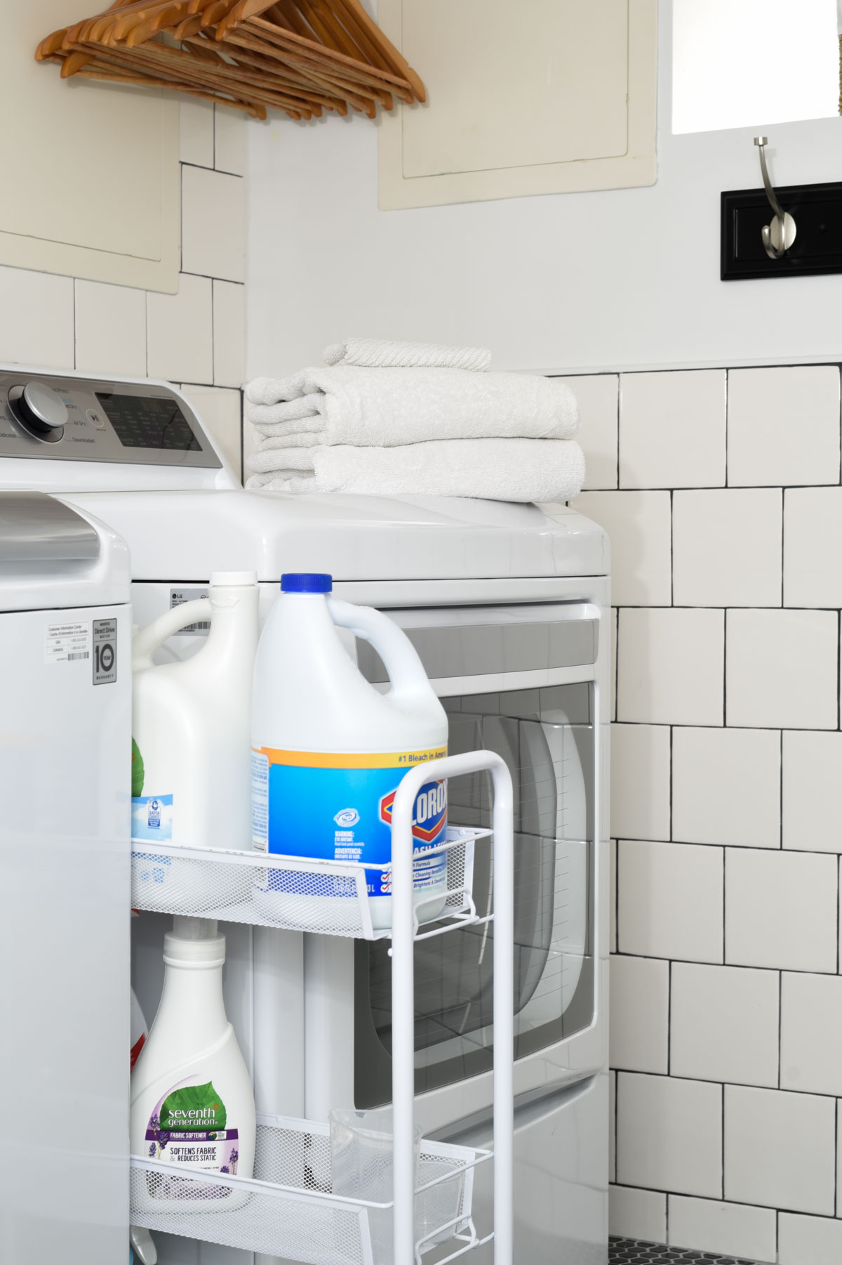 tiled wall laundry room #laundryroom