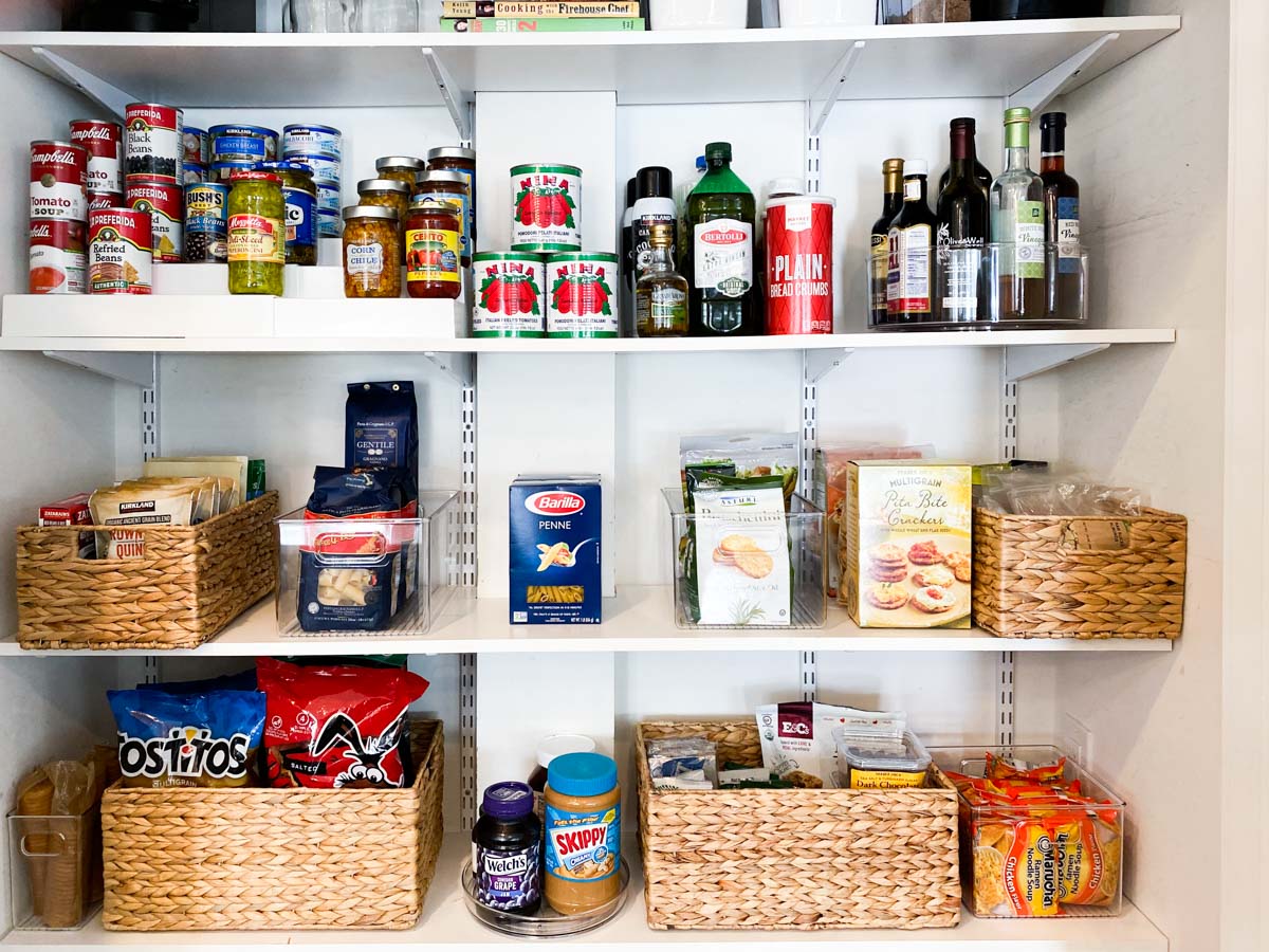 PANTRY ORGANIZATION WITH THE HOME EDIT! 