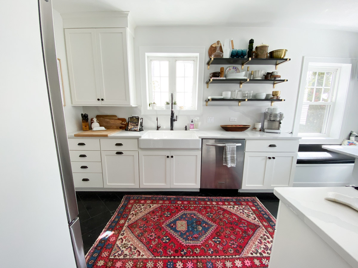 Dream Kitchen Tour with open shelving full height quartz backsplash and countertop. For more visit @homewithkeki #kitchendesign #openshelving #quartzcountertops #quartzbacksplash 